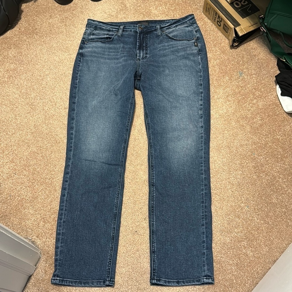 Silver Jeans Beau waist 31 Length 28